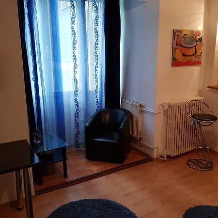 Rent House Unirii * Bucharest
